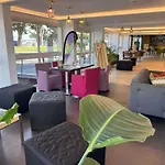 Ibis Styles 3*