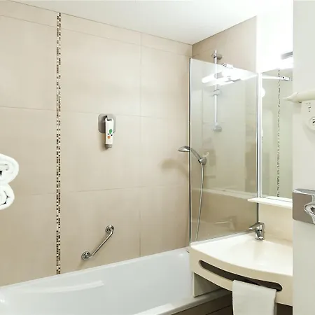 Ibis Styles Hotell 3*