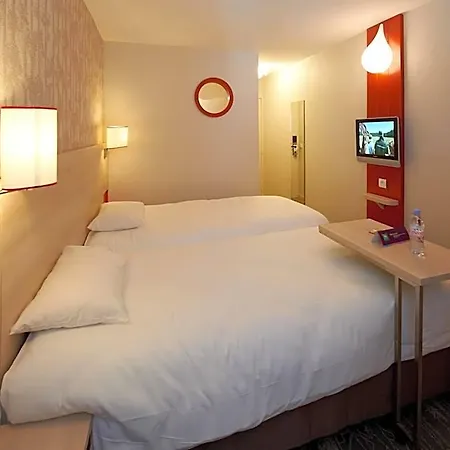 호텔 Ibis Styles 3*